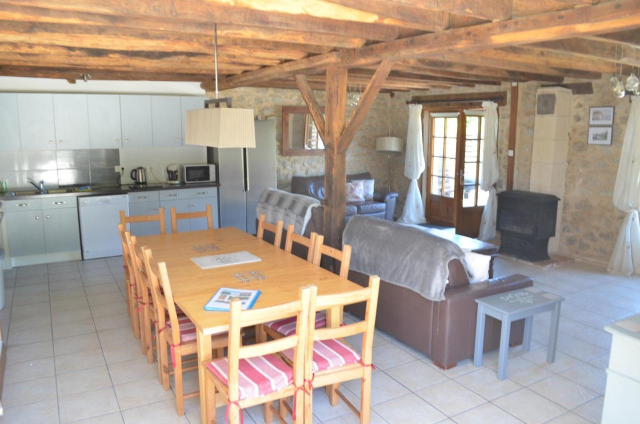 The Railway Cottage - Characterful And Comfortable Holiday Cottage Piégut-Pluviers Dış mekan fotoğraf