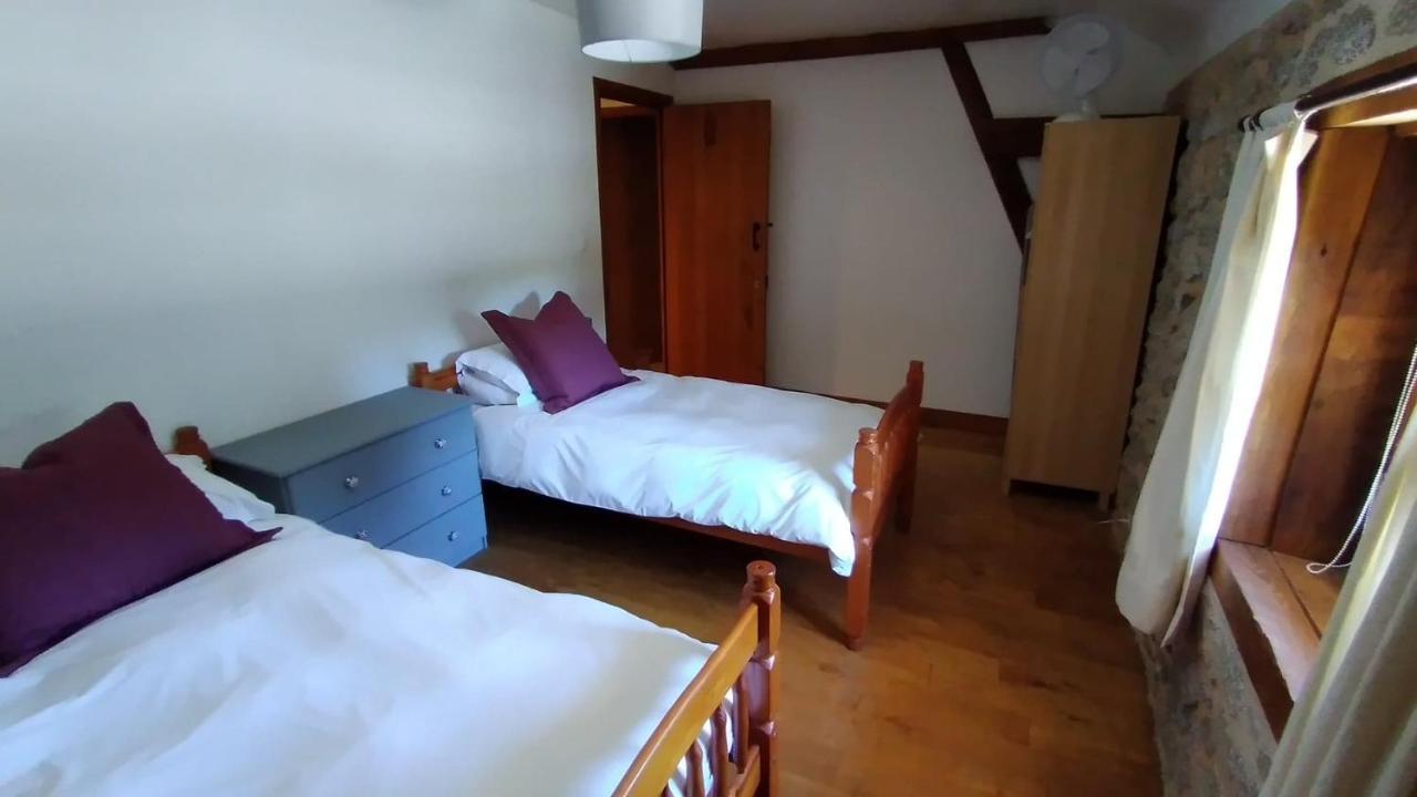 The Railway Cottage - Characterful And Comfortable Holiday Cottage Piégut-Pluviers Dış mekan fotoğraf